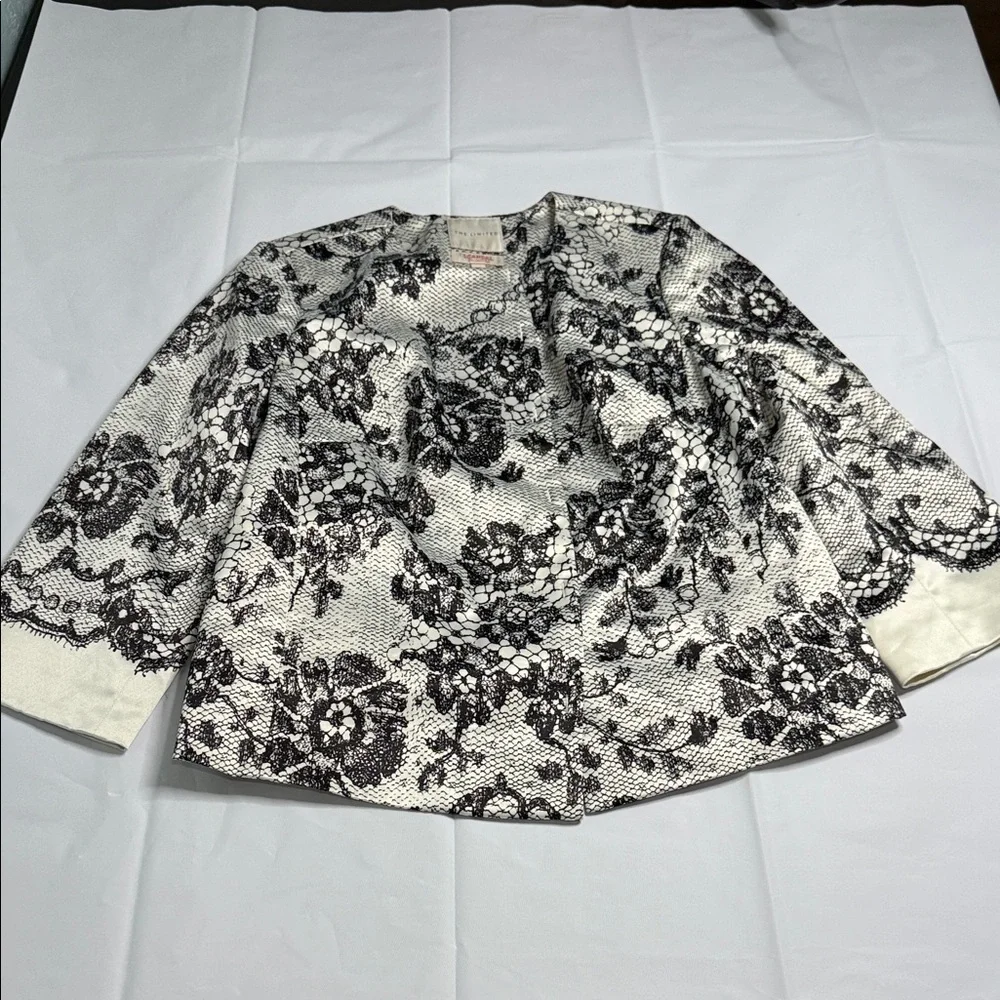 The Limited Black and White Floral Blazer - Picture 1 of 3